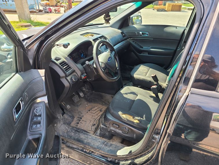 image for item GY9581 2016 Ford Explorer Police Interceptor  SUV