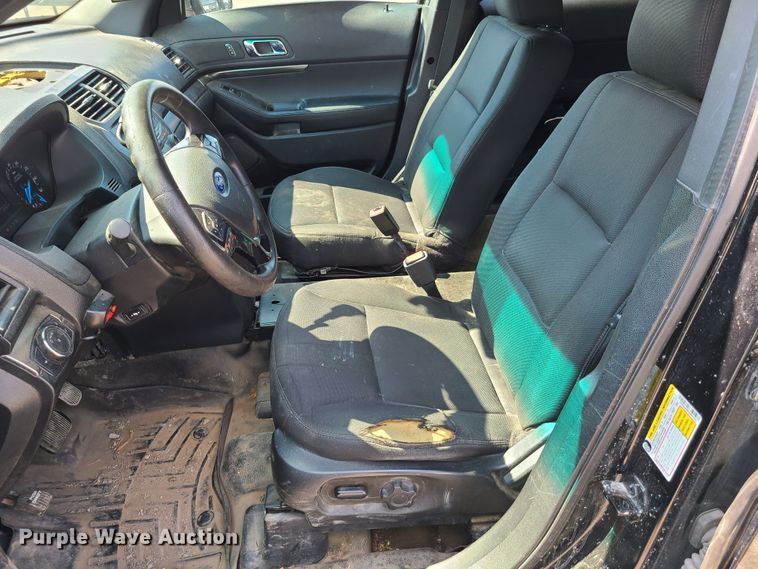 image for item GY9581 2016 Ford Explorer Police Interceptor  SUV