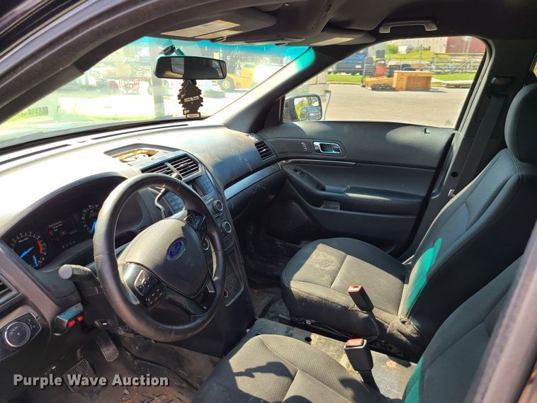 image for item GY9581 2016 Ford Explorer Police Interceptor  SUV