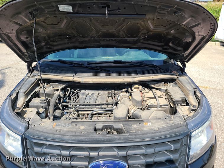 image for item GY9581 2016 Ford Explorer Police Interceptor  SUV