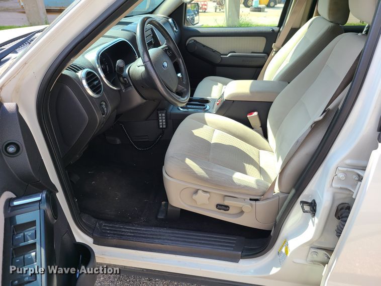 image for item GY9582 2008 Ford Explorer  SUV