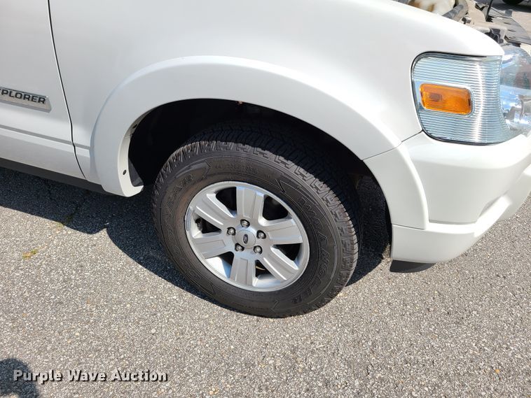 image for item GY9582 2008 Ford Explorer  SUV