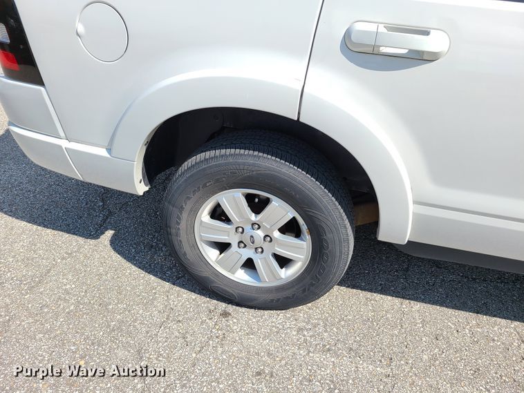 image for item GY9582 2008 Ford Explorer  SUV