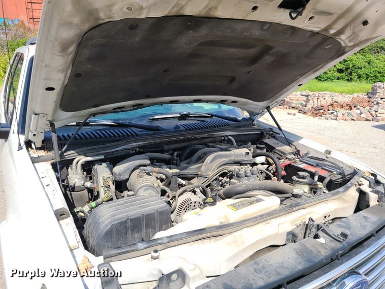 image for item GY9582 2008 Ford Explorer  SUV