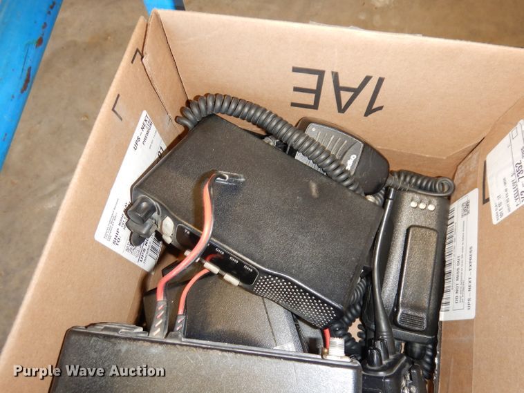 image for item HA9756 Analog radios