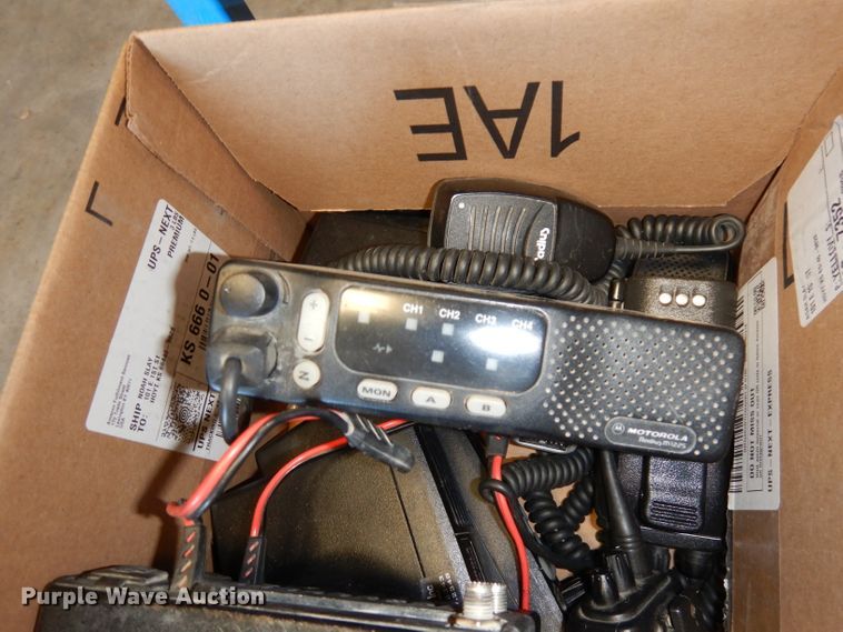 image for item HA9756 Analog radios