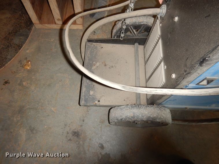 image for item HA9769 Miller Millermatic 250 CV/DC wire welder