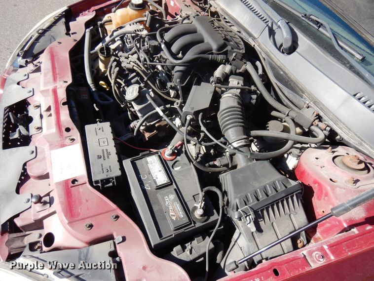 image for item HD9035 2005 Ford Taurus SE