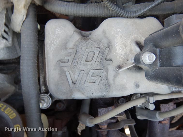 image for item HD9035 2005 Ford Taurus SE