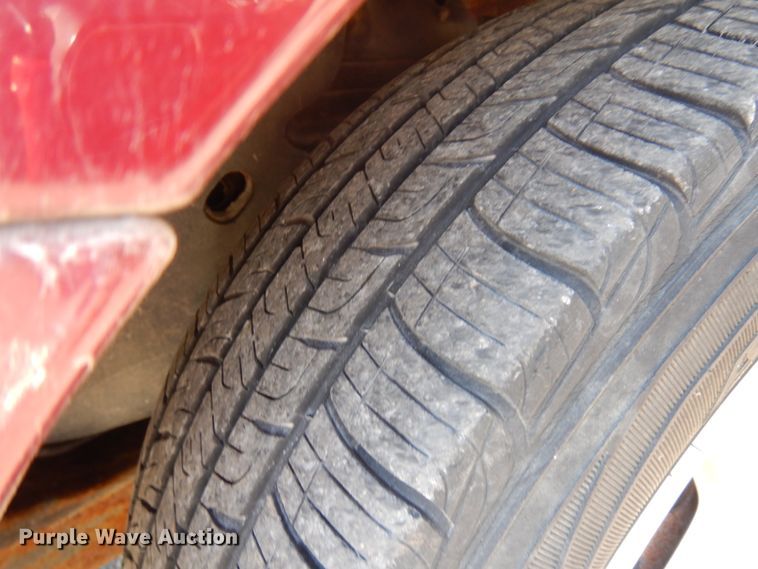 image for item HD9035 2005 Ford Taurus SE