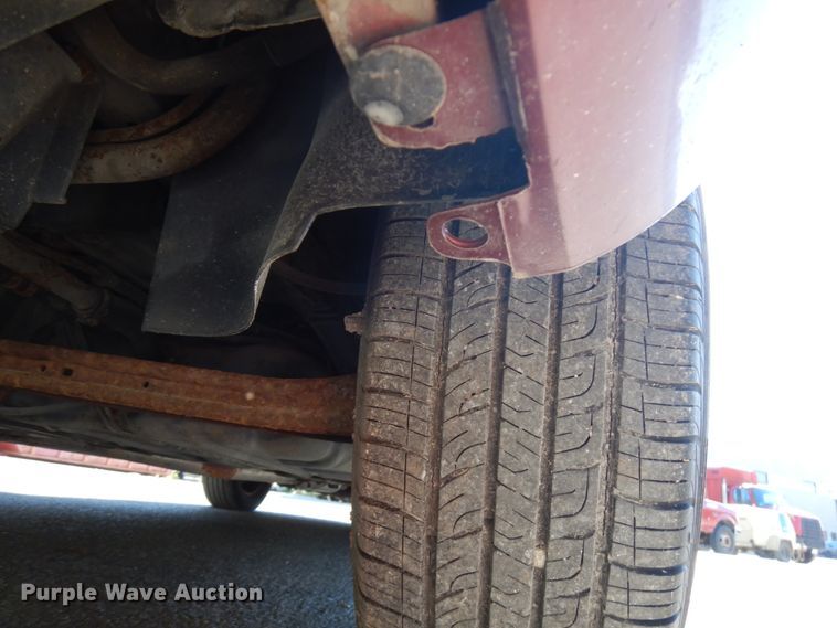 image for item HD9035 2005 Ford Taurus SE