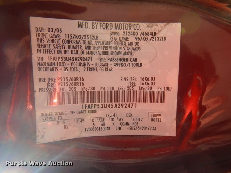 image for item HD9035 2005 Ford Taurus SE