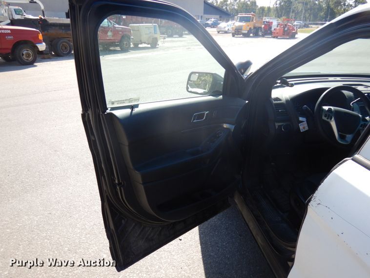 image for item HD9039 2014 Ford Explorer Police Interceptor  SUV