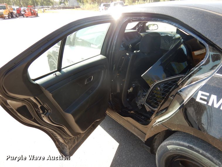 image for item HD9040 2014 Ford Taurus Police Interceptor