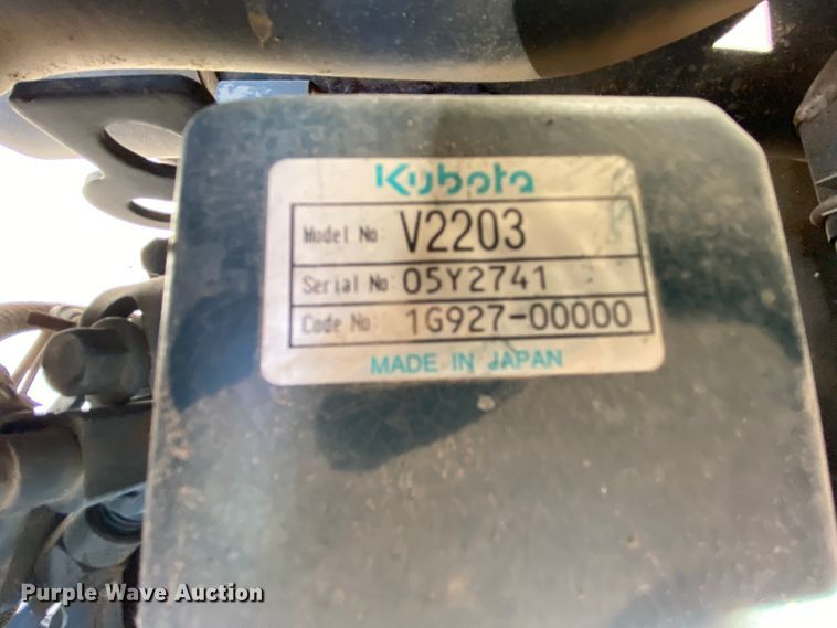 image for item HE9821 2006 Bobcat 331E  mini excavator