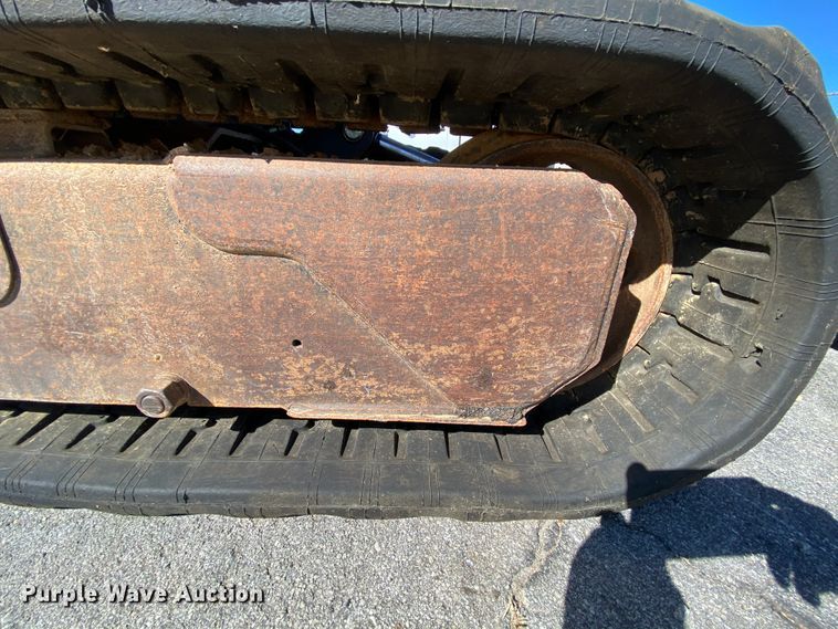 image for item HE9821 2006 Bobcat 331E  mini excavator