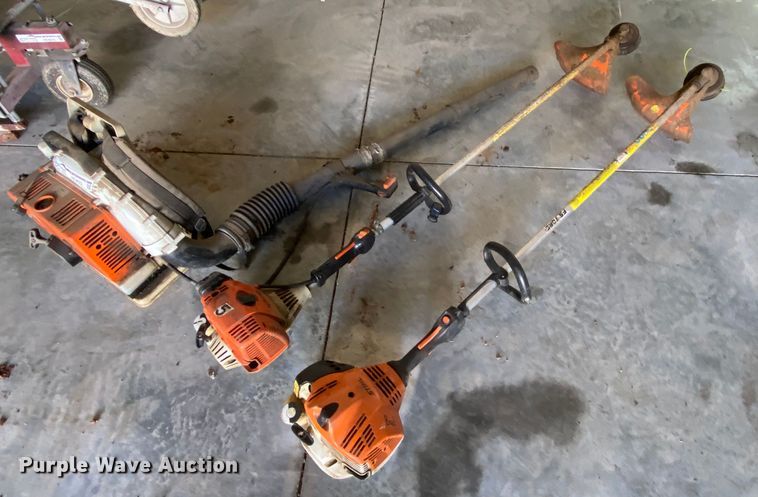 image for item HE9822 Lawn and garden equipment