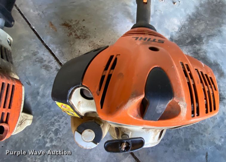 image for item HE9822 Lawn and garden equipment