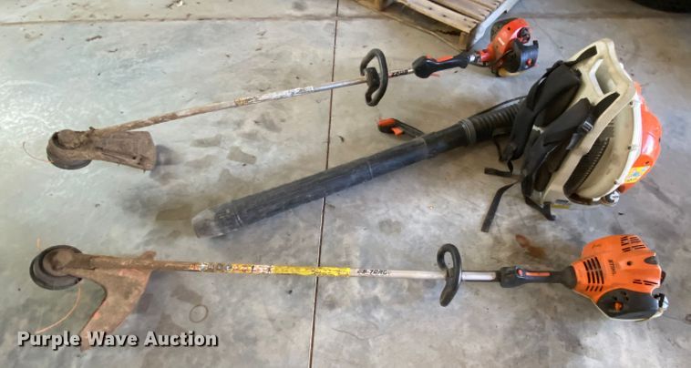 image for item HE9823 Lawn and garden equipment