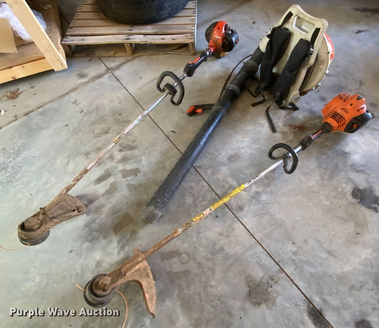 image for item HE9823 Lawn and garden equipment