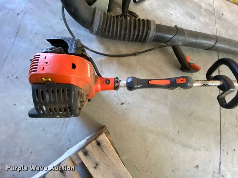 image for item HE9823 Lawn and garden equipment