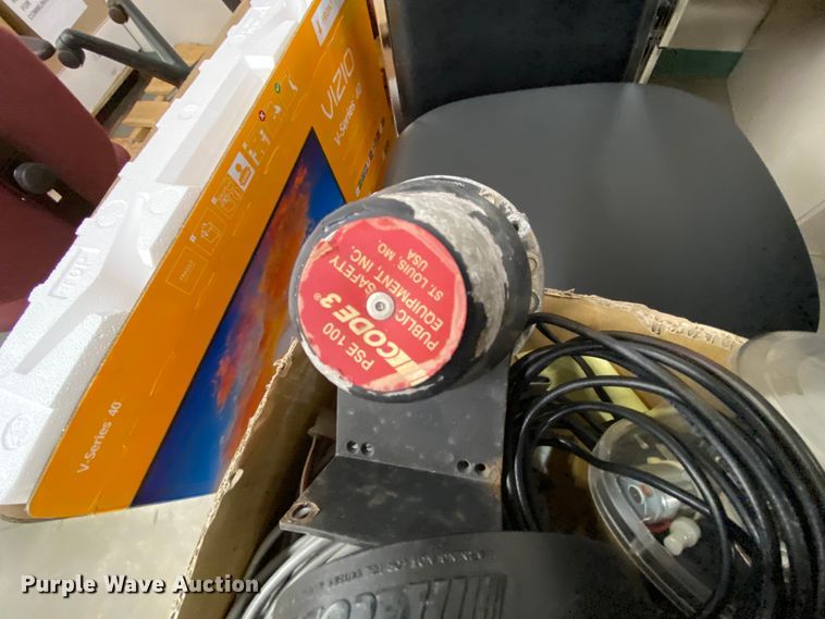 image for item HE9826 Automotive accessories