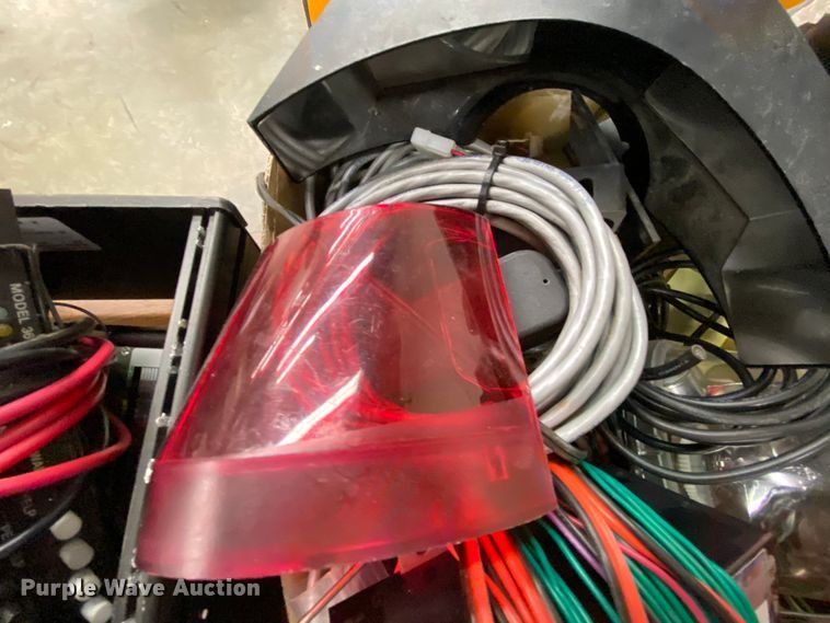 image for item HE9826 Automotive accessories