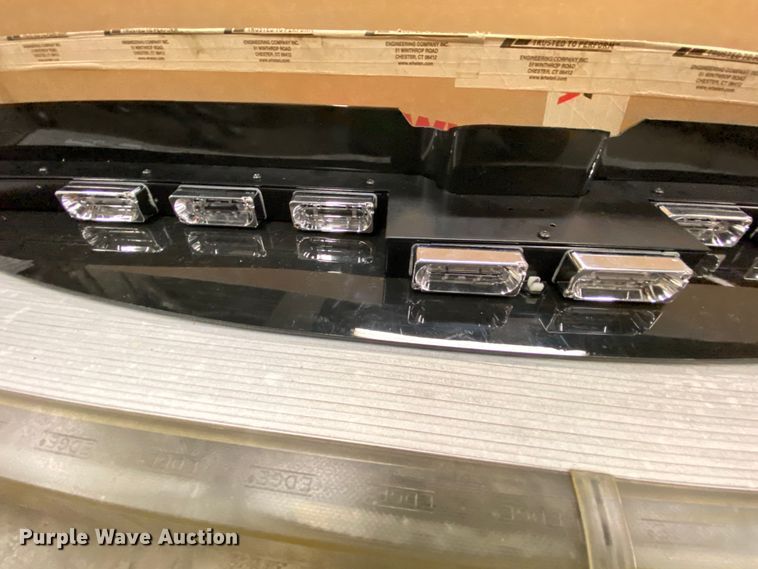 image for item HE9827 (3) light bars