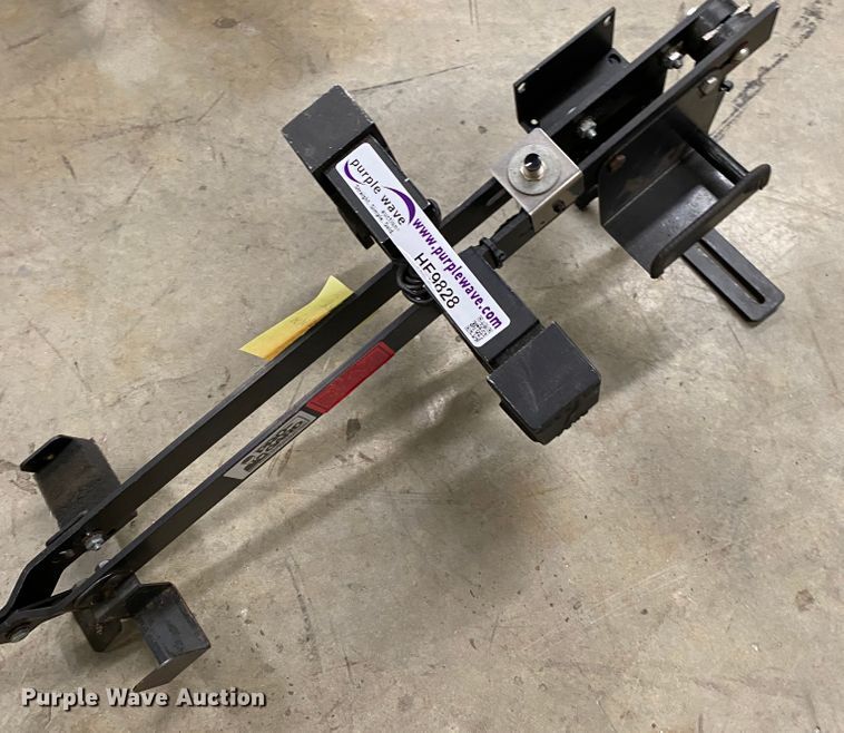 image for item HE9828 Pro-Guard dual firearm rack