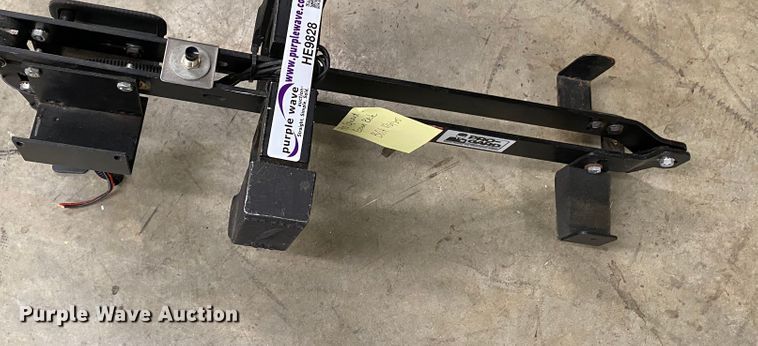 image for item HE9828 Pro-Guard dual firearm rack