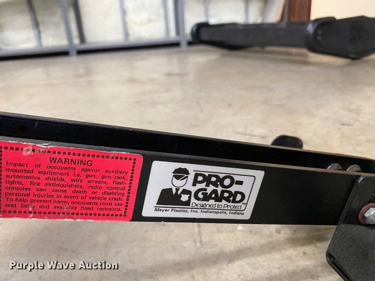 image for item HE9828 Pro-Guard dual firearm rack