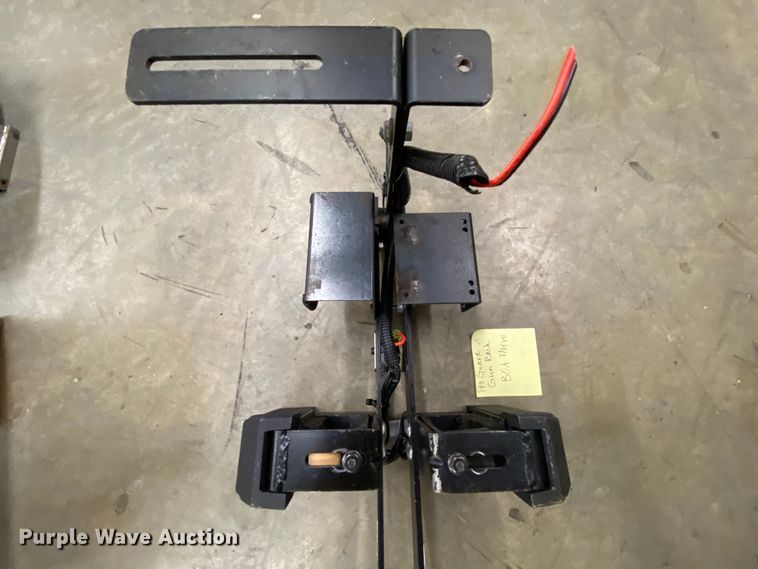 image for item HE9828 Pro-Guard dual firearm rack