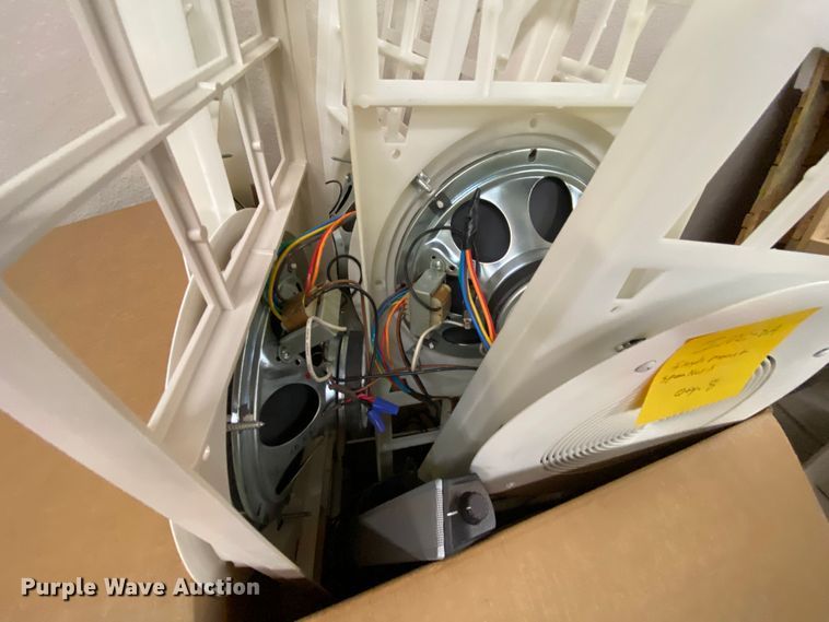 image for item HE9829 Audio system