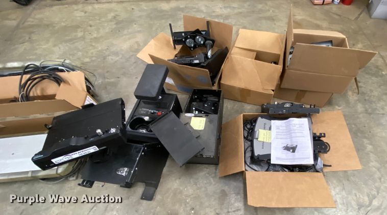 image for item HE9830 Automotive accessories