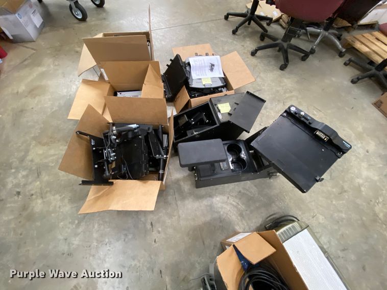 image for item HE9830 Automotive accessories