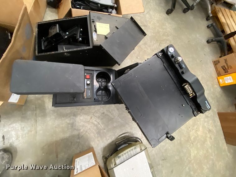 image for item HE9830 Automotive accessories