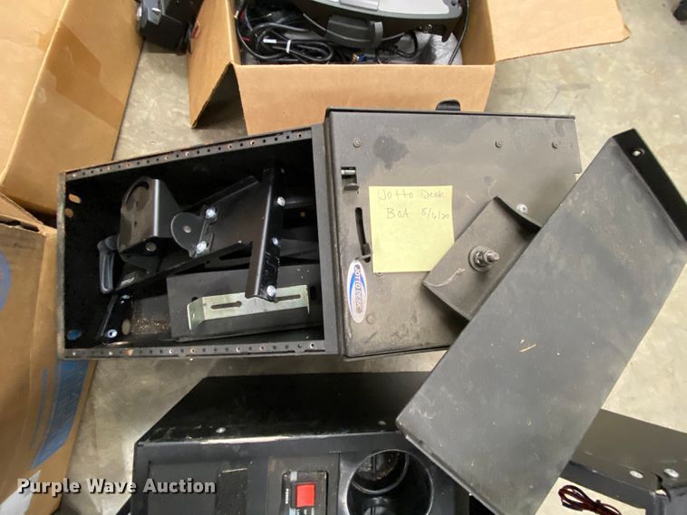 image for item HE9830 Automotive accessories