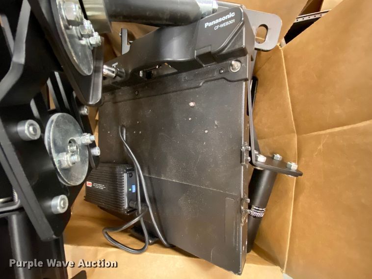 image for item HE9830 Automotive accessories