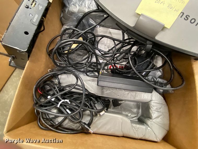 image for item HE9830 Automotive accessories