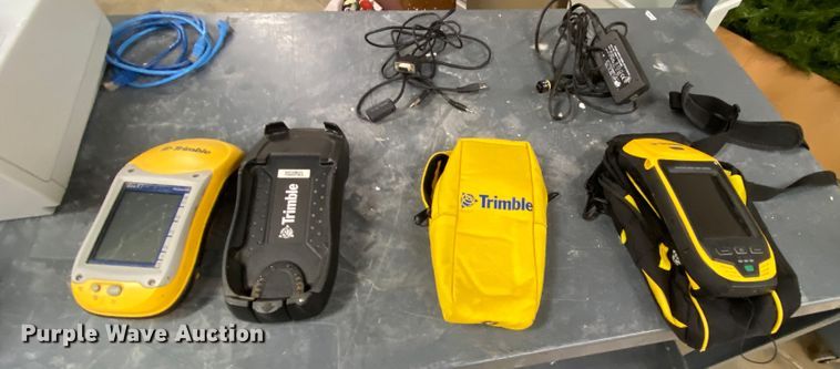 image for item HE9831 Surveying equipment