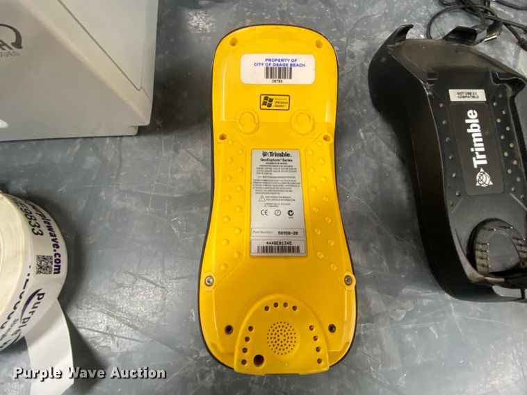 image for item HE9831 Surveying equipment