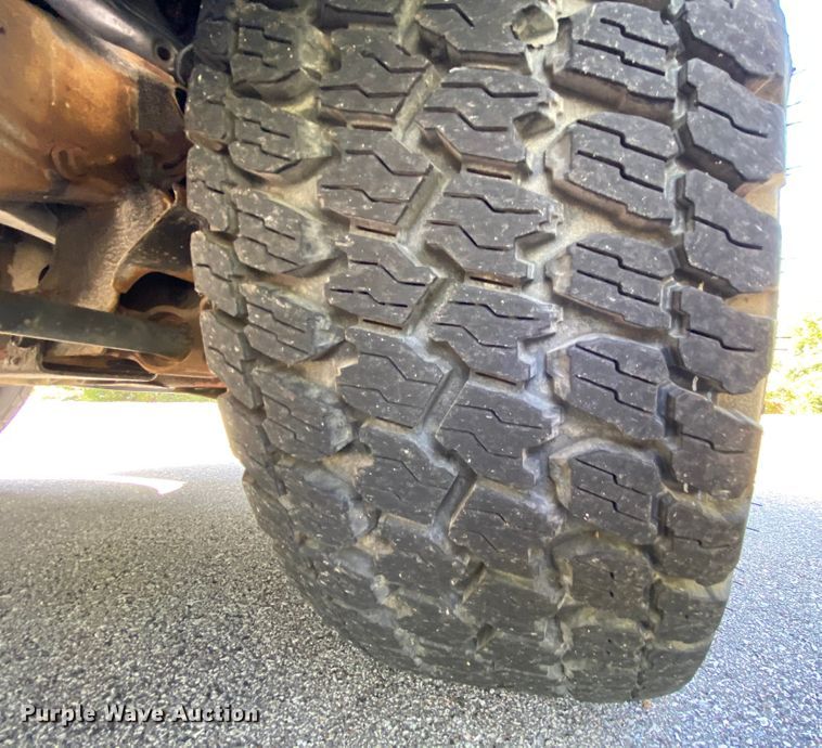 image for item HE9832 2005 Chevrolet Silverado 1500  Ext. Cab pickup truck