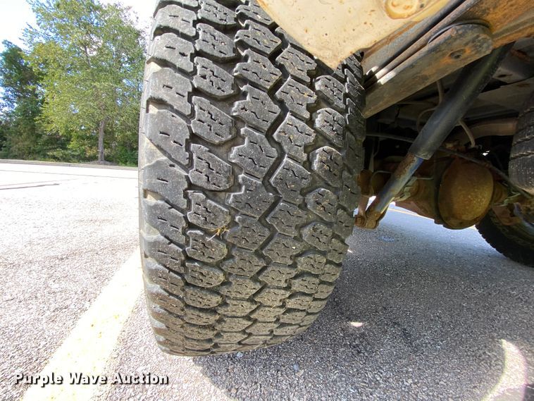 image for item HE9832 2005 Chevrolet Silverado 1500  Ext. Cab pickup truck