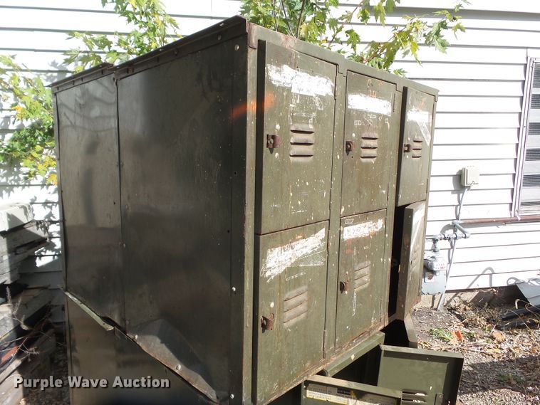 image for item HF9619 Wood shop table