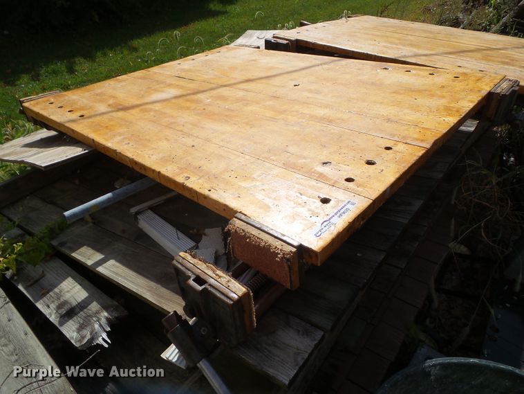 image for item HF9620 Wood shop table