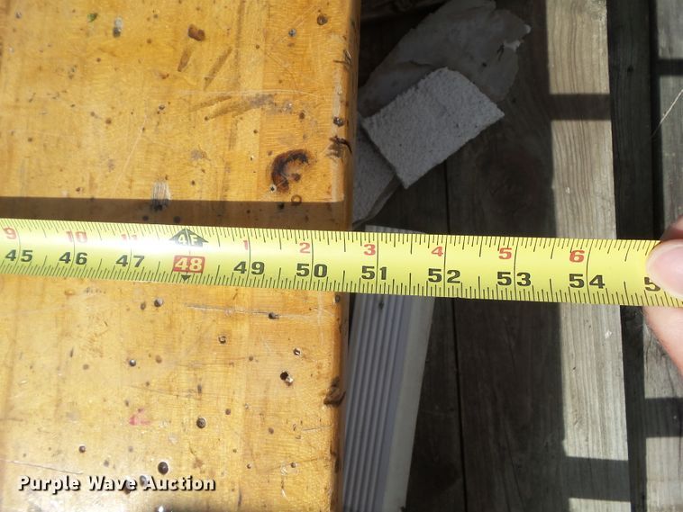 image for item HF9620 Wood shop table