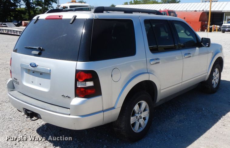 image for item HJ9577 2010 Ford Explorer XLT  SUV