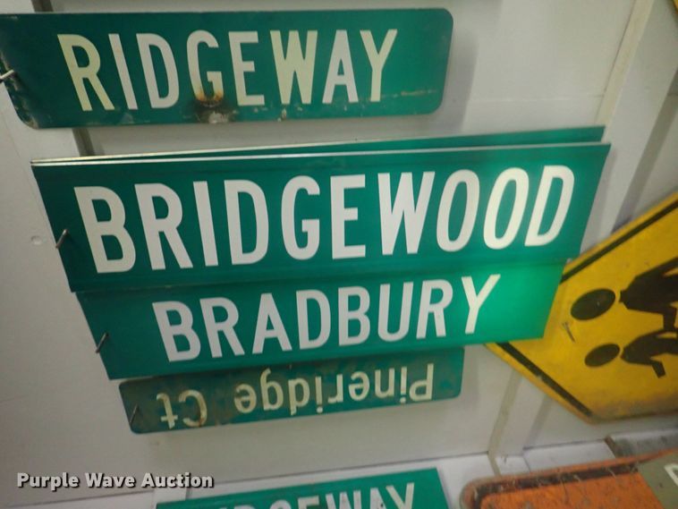 image for item HK9992 Approximately 90 street signs