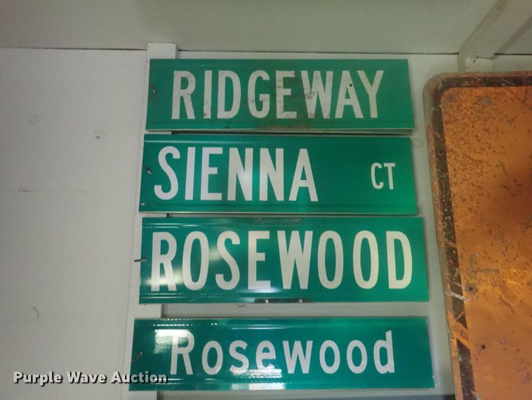 image for item HK9992 Approximately 90 street signs