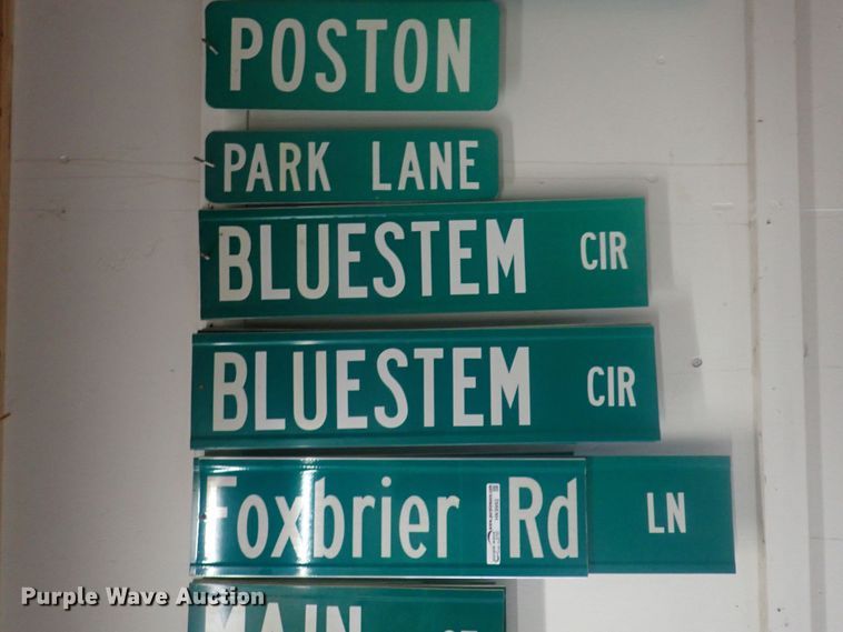 image for item HK9992 Approximately 90 street signs